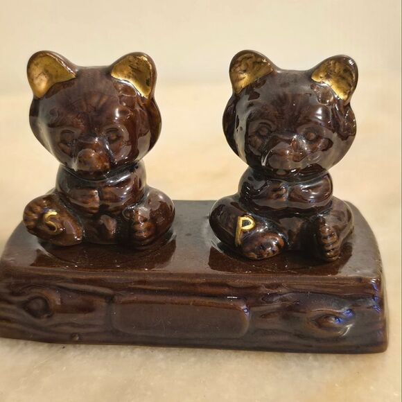 Vintage Japanese bear salt and pepper shakers with stand - Picture 11 of 12